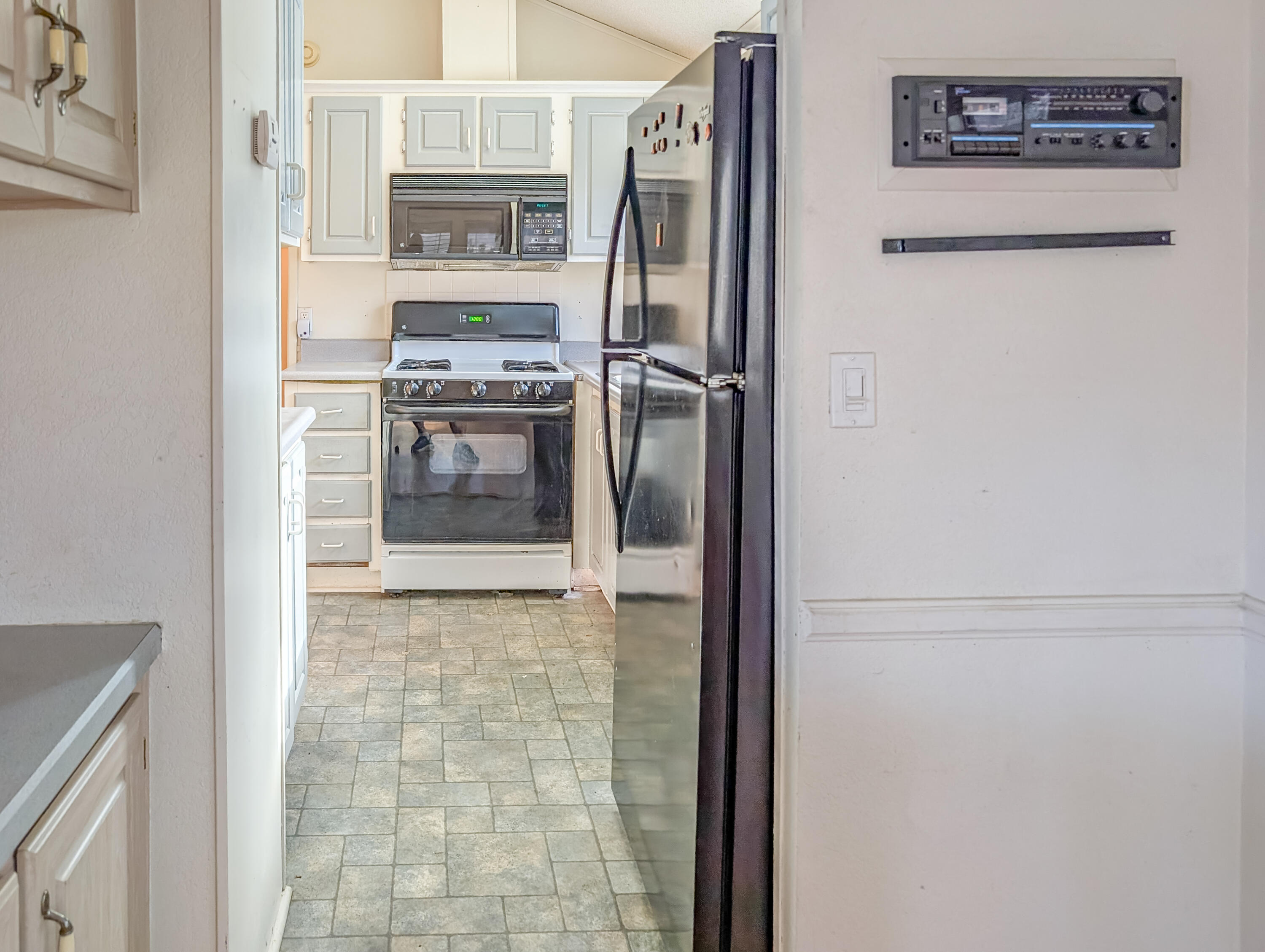 70200 Dillon Road, Unit 346 Desert Hot Springs, CA 92241 - Photo 8 of 27 6