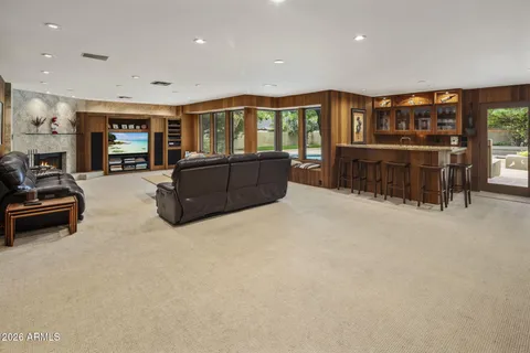 $1,899,000 | 119 West Keim Drive, Phoenix, AZ 85013