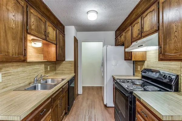 $1,600 | 1140 Jameson Street, Unit B, Weatherford, TX 76086