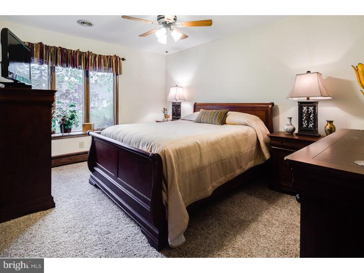 1025 Wayne Road Barrington, NJ 08033 - Photo 13 of 25 Gallery Image 13