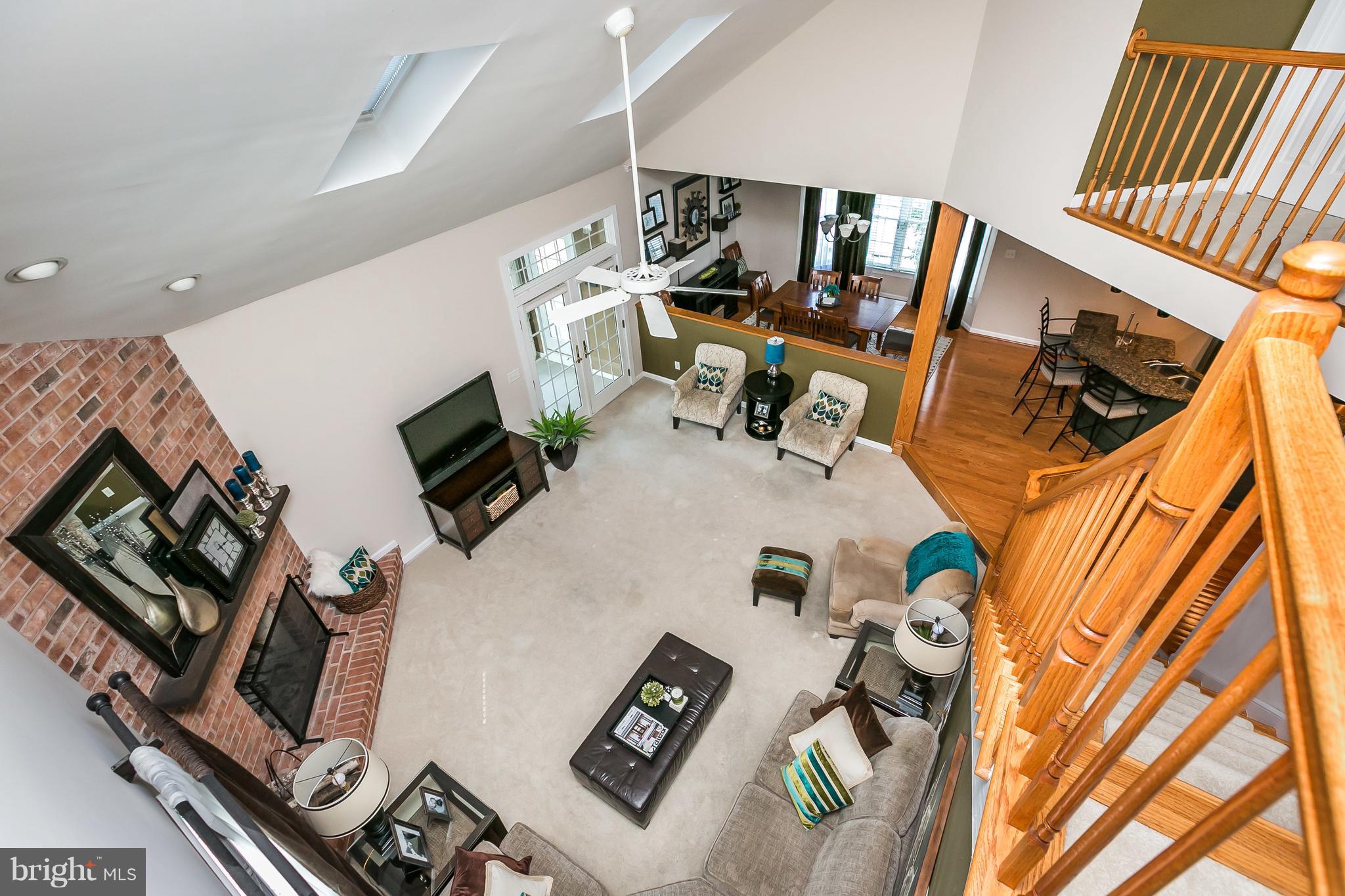 4704 White Marsh Road Baltimore, MD 21237 - Photo 11 of 60 Living Room