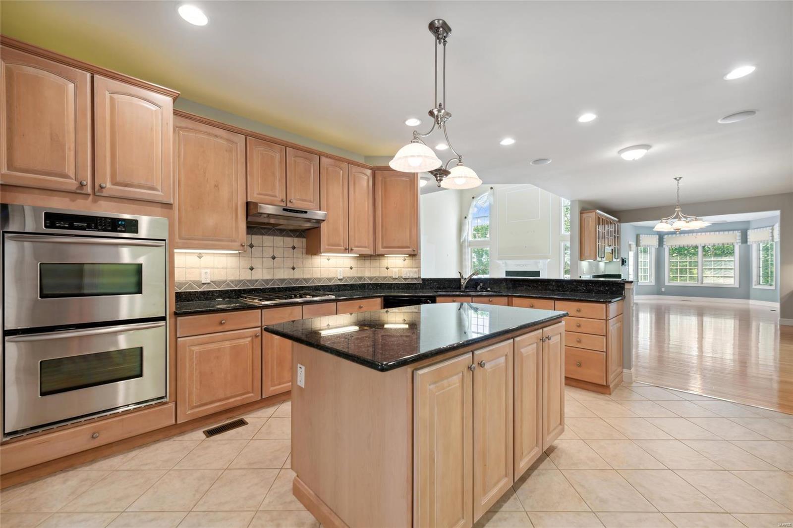 10127 Tanbridge Road St. Louis, MO 63128 - Photo 10 of 35 Gallery Image 10