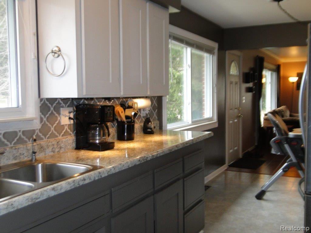 875 North Wilder Road Lapeer, MI 48446 - Photo 10 of 29 Kitchen (2)