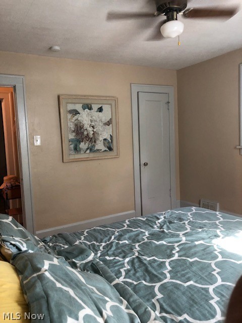 1122 Monument Road Northwest Canton, OH 44703 - Photo 14 of 24