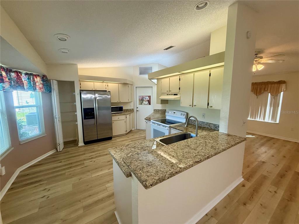 8287 Southwest 116th Street Ocala, FL 34481 - Photo 7 of 40