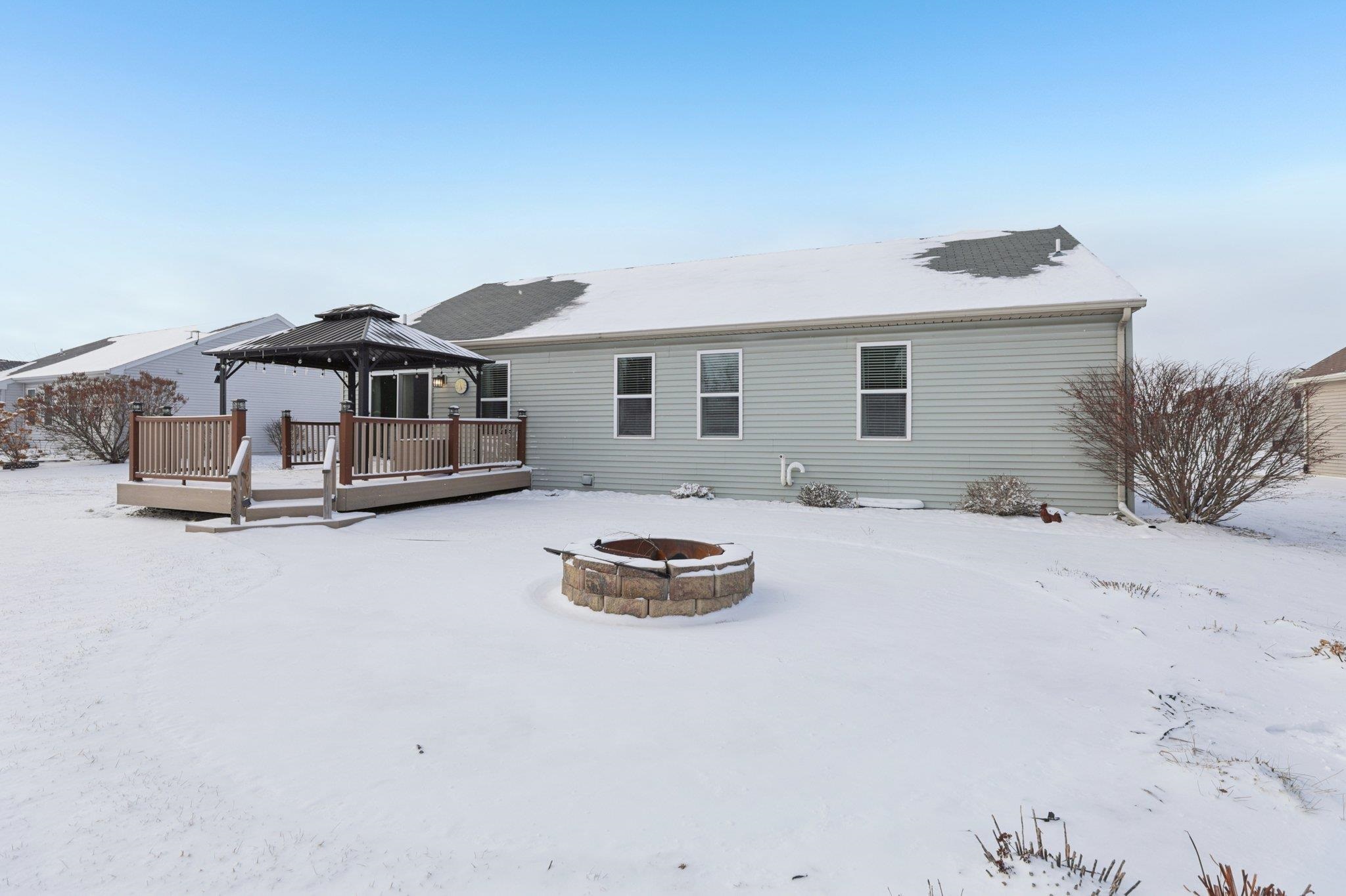 104 Ridgeline Drive Columbus, WI 53925 - Photo 35 of 44