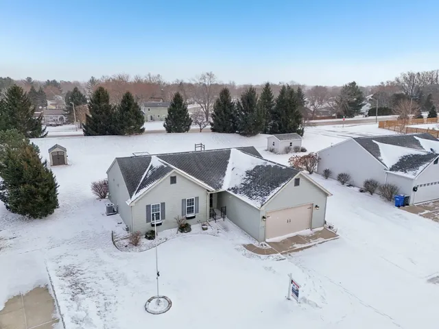 $399,900 | 104 Ridgeline Drive, Columbus, WI 53925