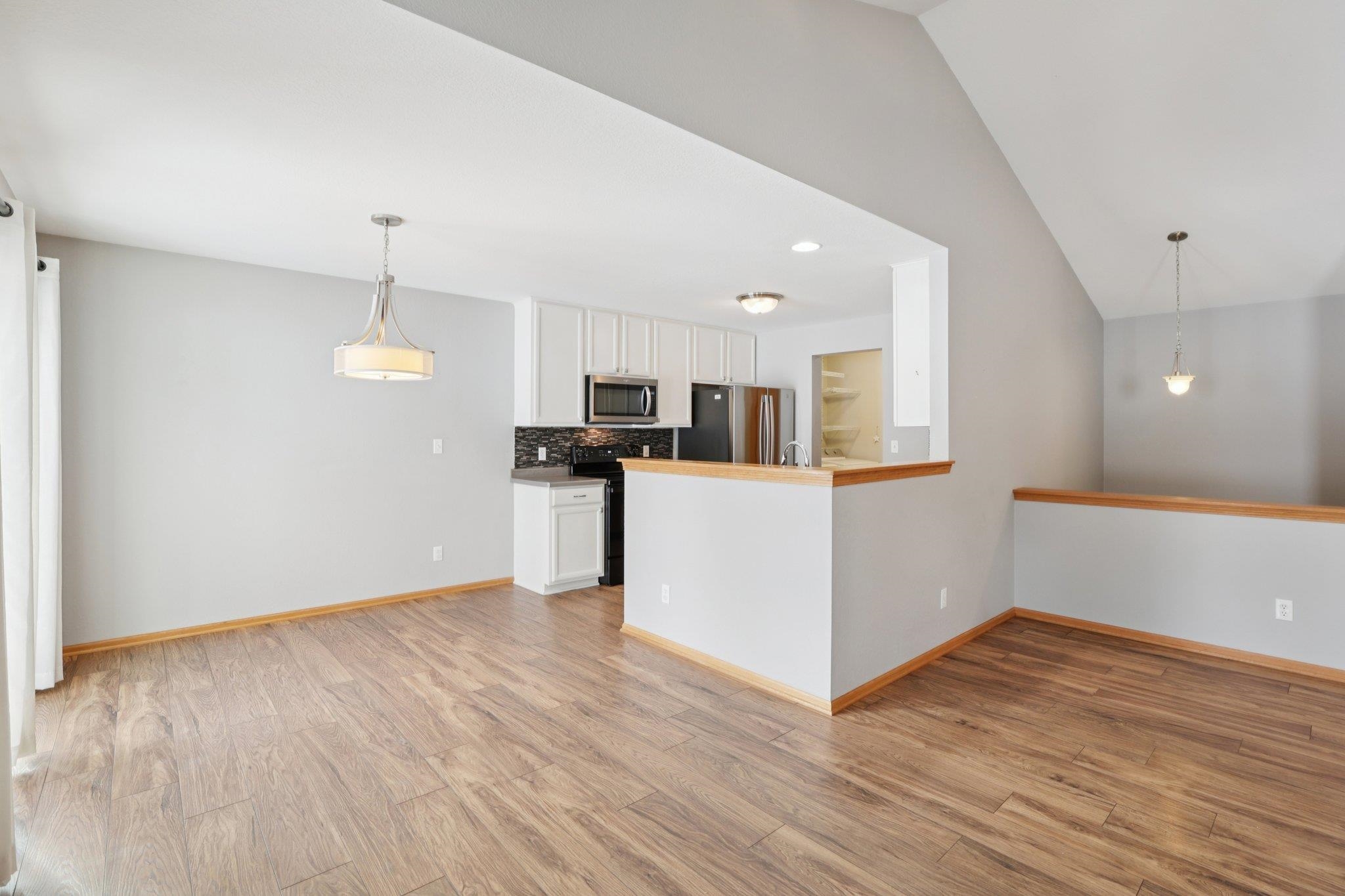 104 Ridgeline Drive Columbus, WI 53925 - Photo 7 of 44