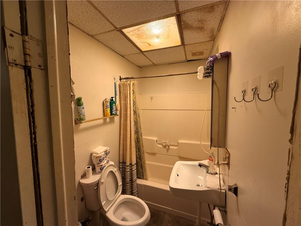 346 Mercer Street Butler, PA 16001 - Photo 8 of 19 a bathroom with a sink mirror vanity and toilet