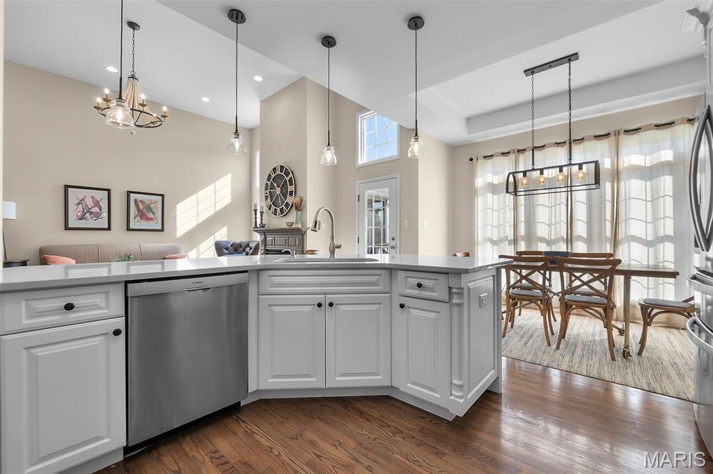 124 Quarterback Ridge Jackson, MO 63755 - Photo 16 of 71