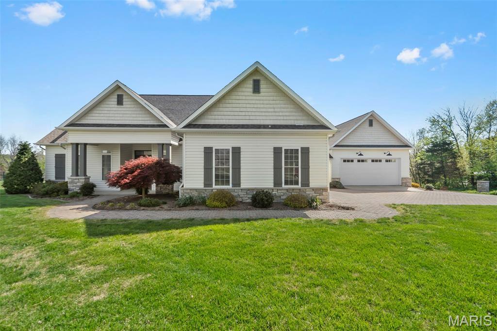 124 Quarterback Ridge Jackson, MO 63755 - Photo 2 of 71