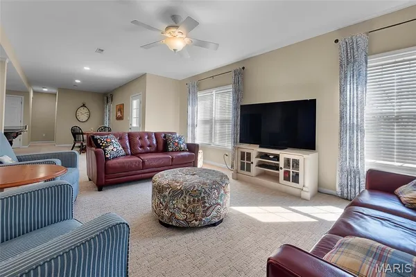 $725,000 | 124 Quarterback Ridge, Jackson, MO 63755