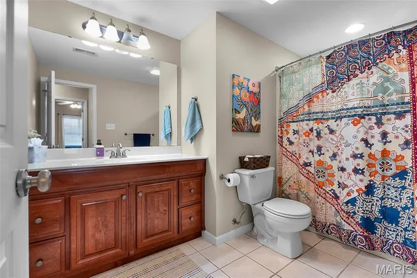 $725,000 | 124 Quarterback Ridge, Jackson, MO 63755