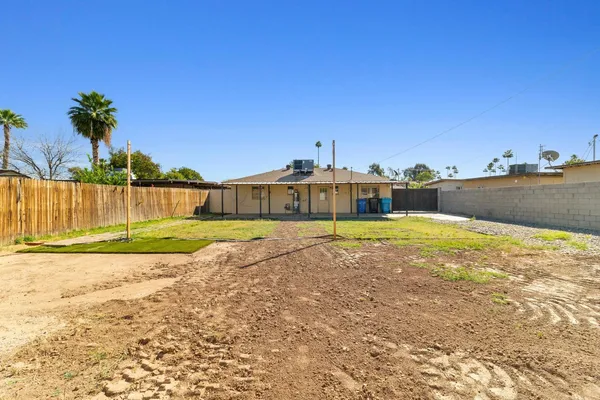 $1,500 | 4232 North 33rd Drive, Phoenix, AZ 85017