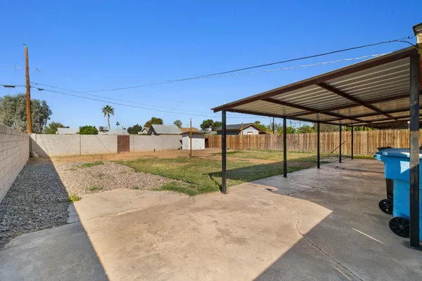 $1,500 | 4232 North 33rd Drive, Phoenix, AZ 85017