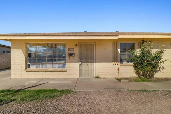 $1,500 | 4232 North 33rd Drive, Phoenix, AZ 85017