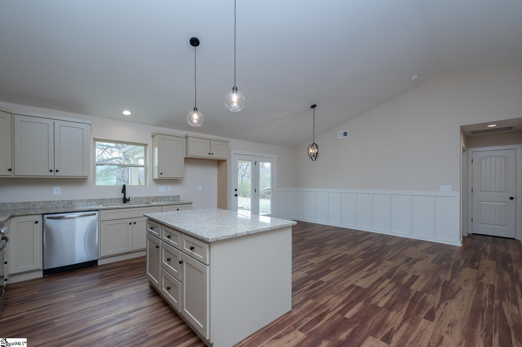 79 Simpson Creek Road Laurens, SC 29360 - Photo 12 of 28