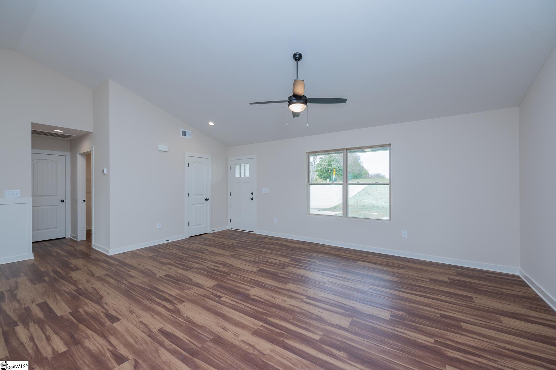 79 Simpson Creek Road Laurens, SC 29360 - Photo 3 of 28