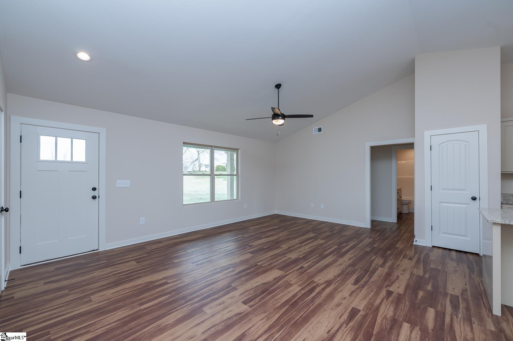 79 Simpson Creek Road Laurens, SC 29360 - Photo 4 of 28