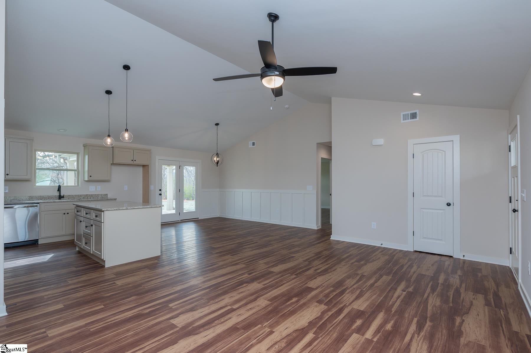 79 Simpson Creek Road Laurens, SC 29360 - Photo 6 of 28