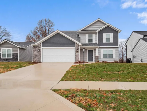 $2,300 | 14732 Verona Lks Passage, Fort Wayne, IN 46814