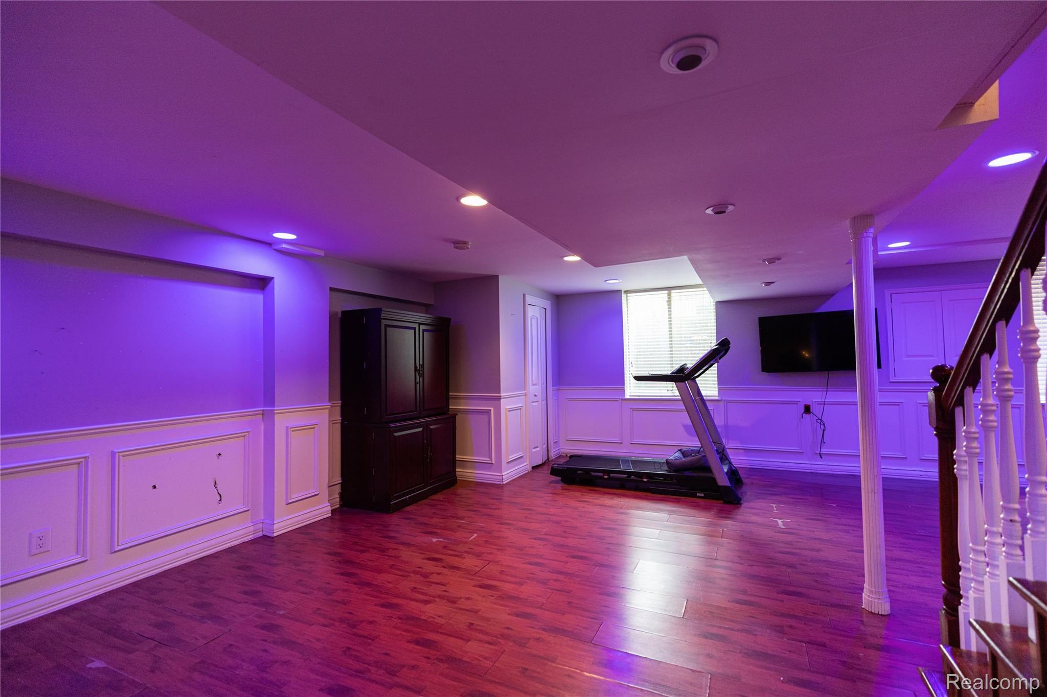 1603 Angela Road Walled Lake, MI 48390 - Photo 35 of 76 1603 Angela Dr-45.jpg