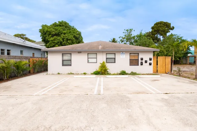 $1,500 | 1009 9th Street, Unit 5, West Palm Beach, FL 33401