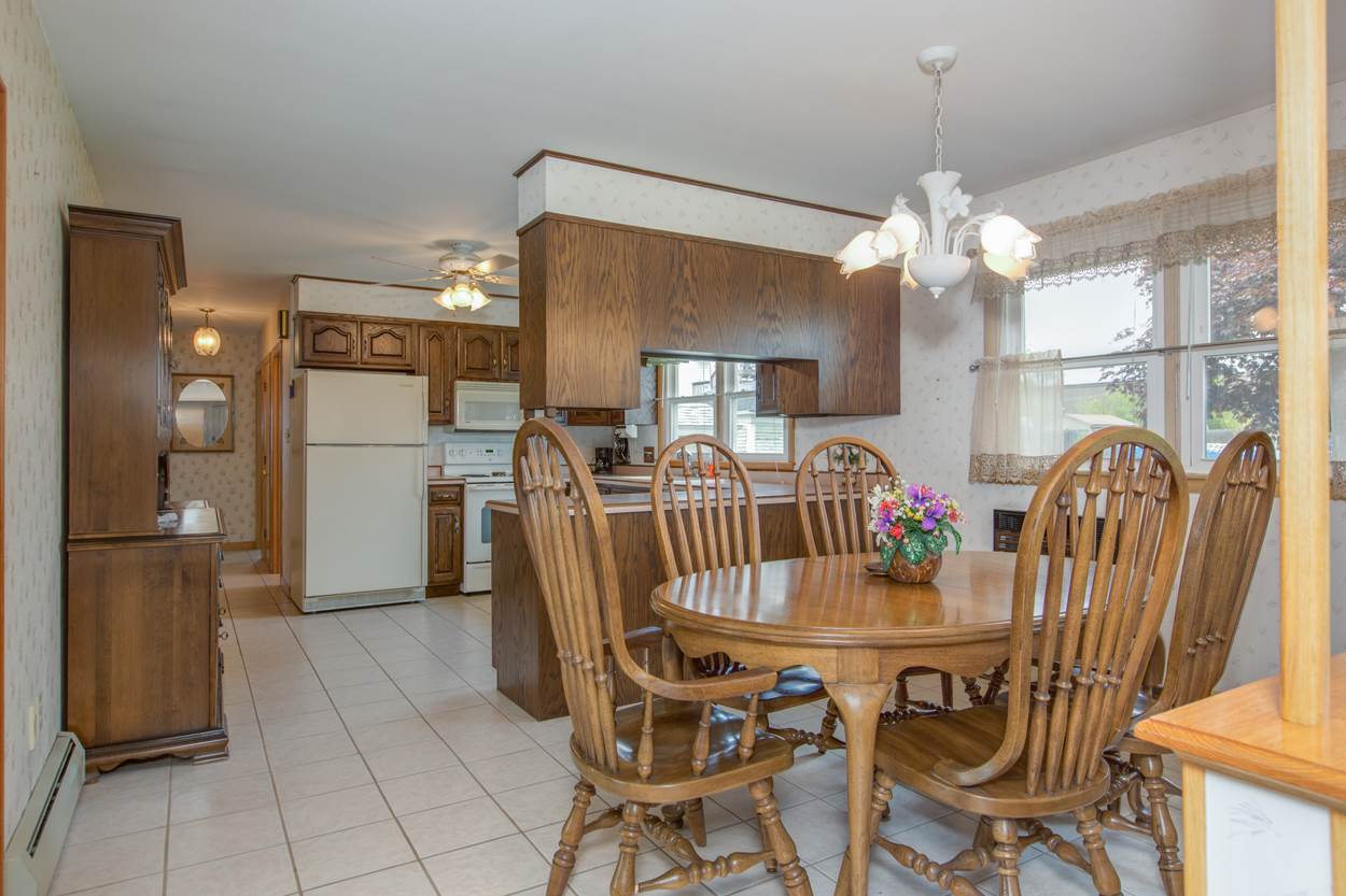 159 Maple Street Manchester, NH 03103 - Photo 8 of 29 Gallery Image 8