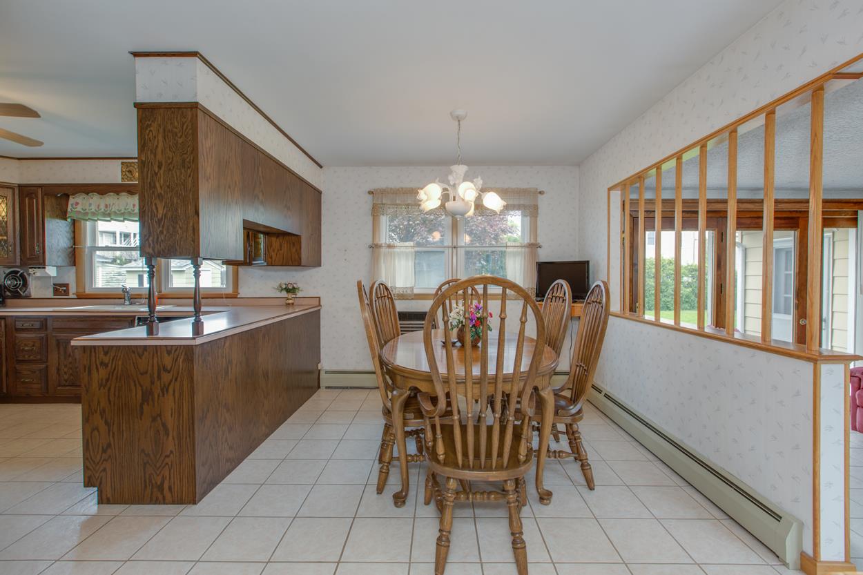 159 Maple Street Manchester, NH 03103 - Photo 9 of 29 Gallery Image 9