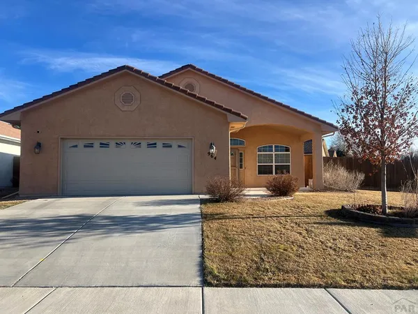 $410,000 | 964 Peachcrest Drive, Pueblo, CO 81005