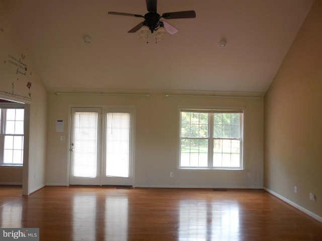 14591 Round Hill Road King George, VA 22485 - Photo 6 of 30 Family Room