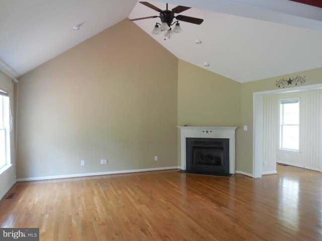 14591 Round Hill Road King George, VA 22485 - Photo 9 of 30 Family Room