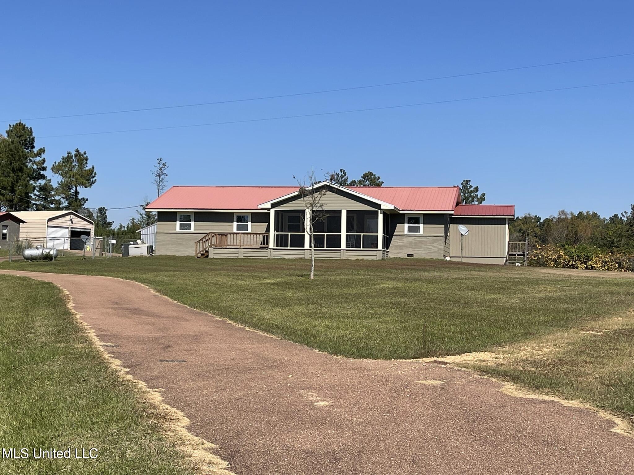 123 Leming Road Braxton, MS 39044 - Photo 2 of 39 IMG_2299