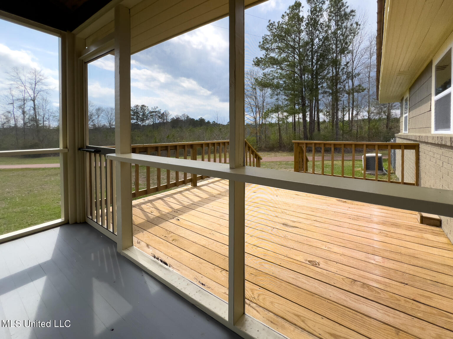 123 Leming Road Braxton, MS 39044 - Photo 28 of 39 interior-9