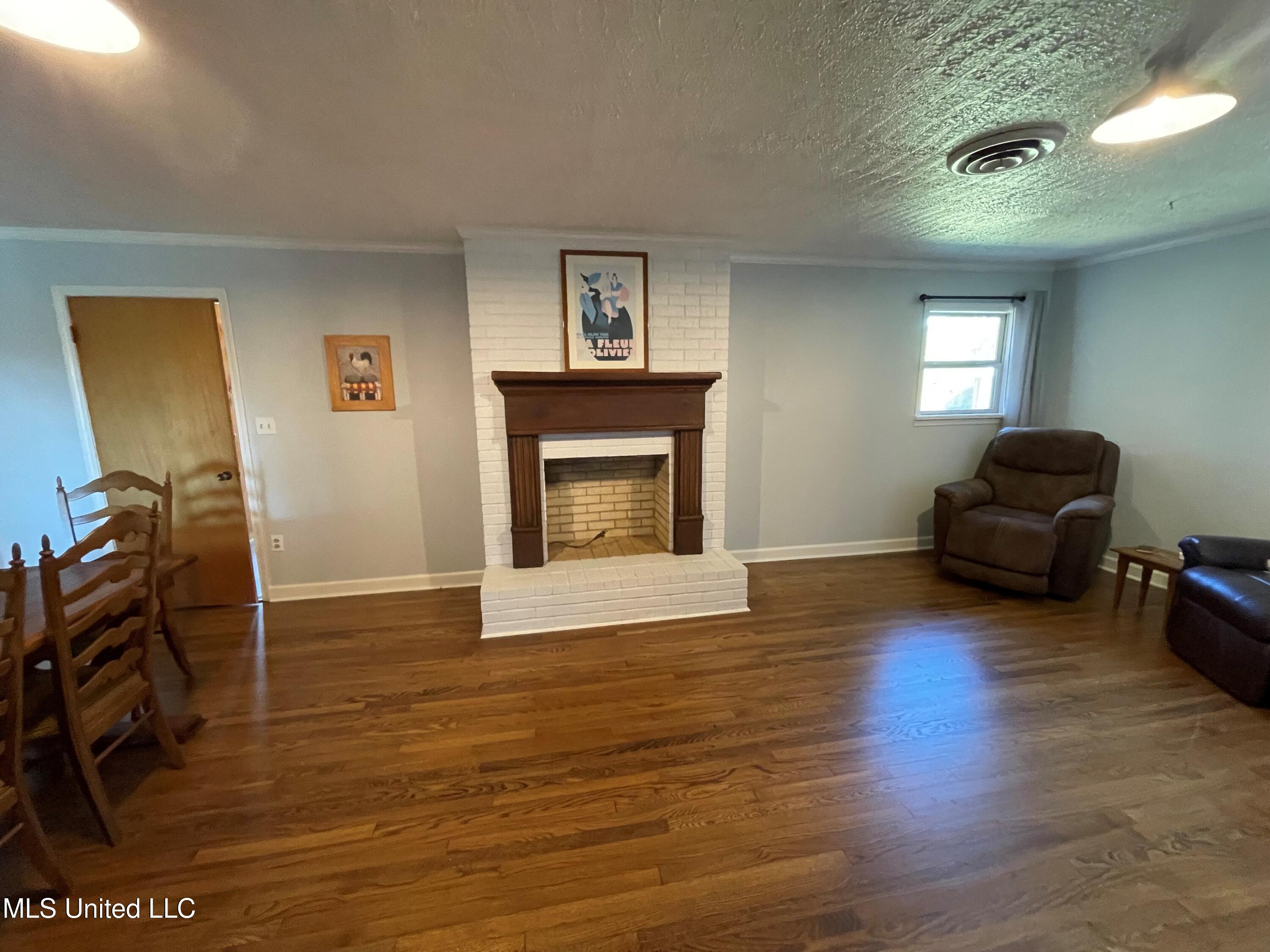 123 Leming Road Braxton, MS 39044 - Photo 10 of 39 LV2