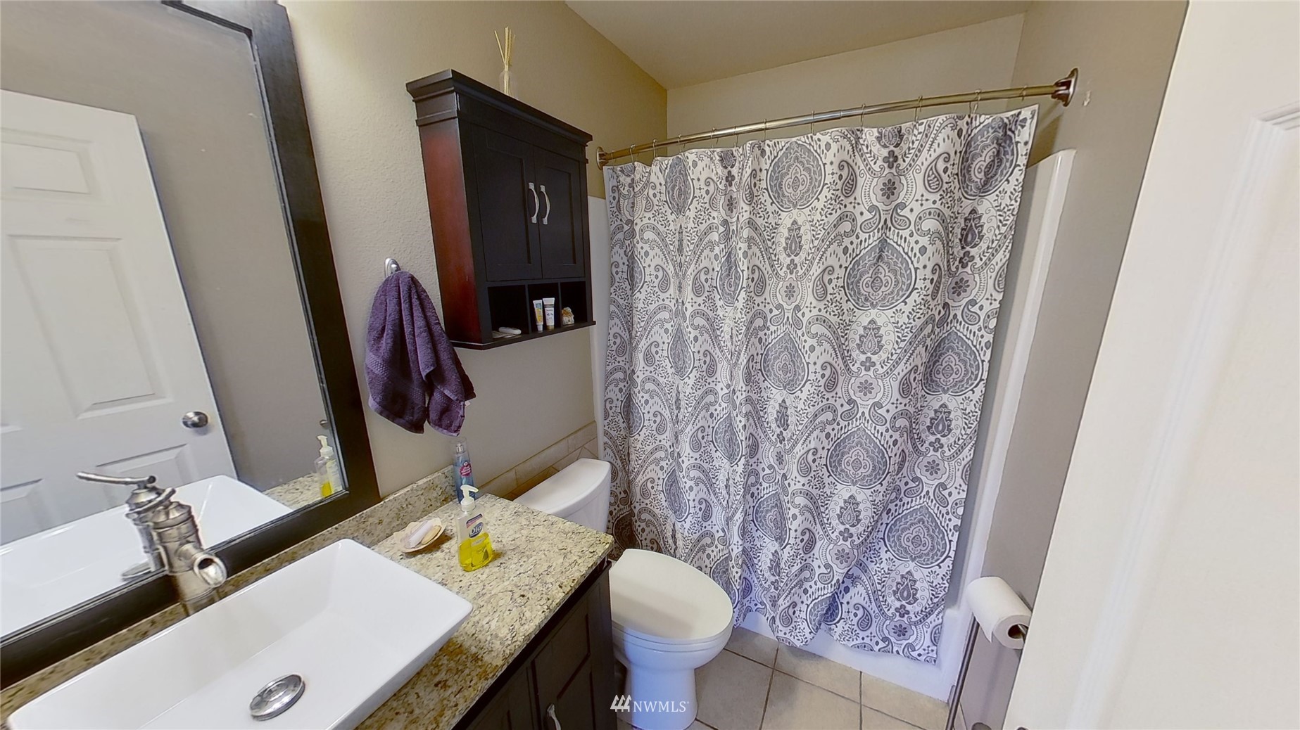 2855 Rock Island Road East Wenatchee, WA 98802 - Photo 22 of 30 a bathroom with a sink toilet and shower