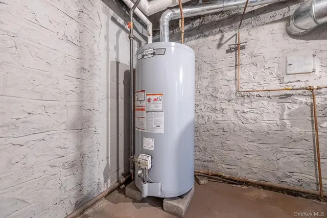 $1,989,000 | 43-16 25th Avenue | Astoria