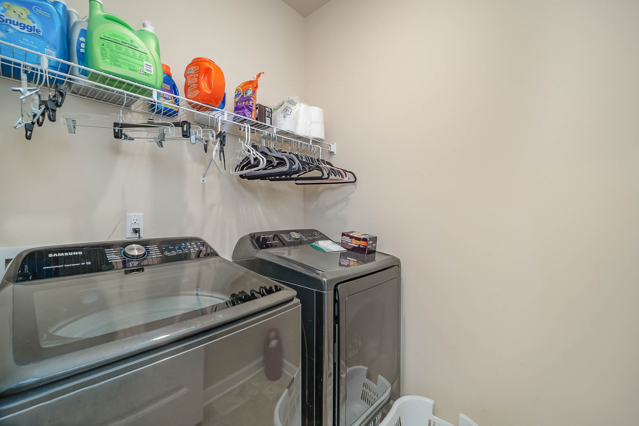 619 Prominence Road Columbia, TN 38401 - Photo 9 of 19 a kitchen with a sink a stove and cabinets
