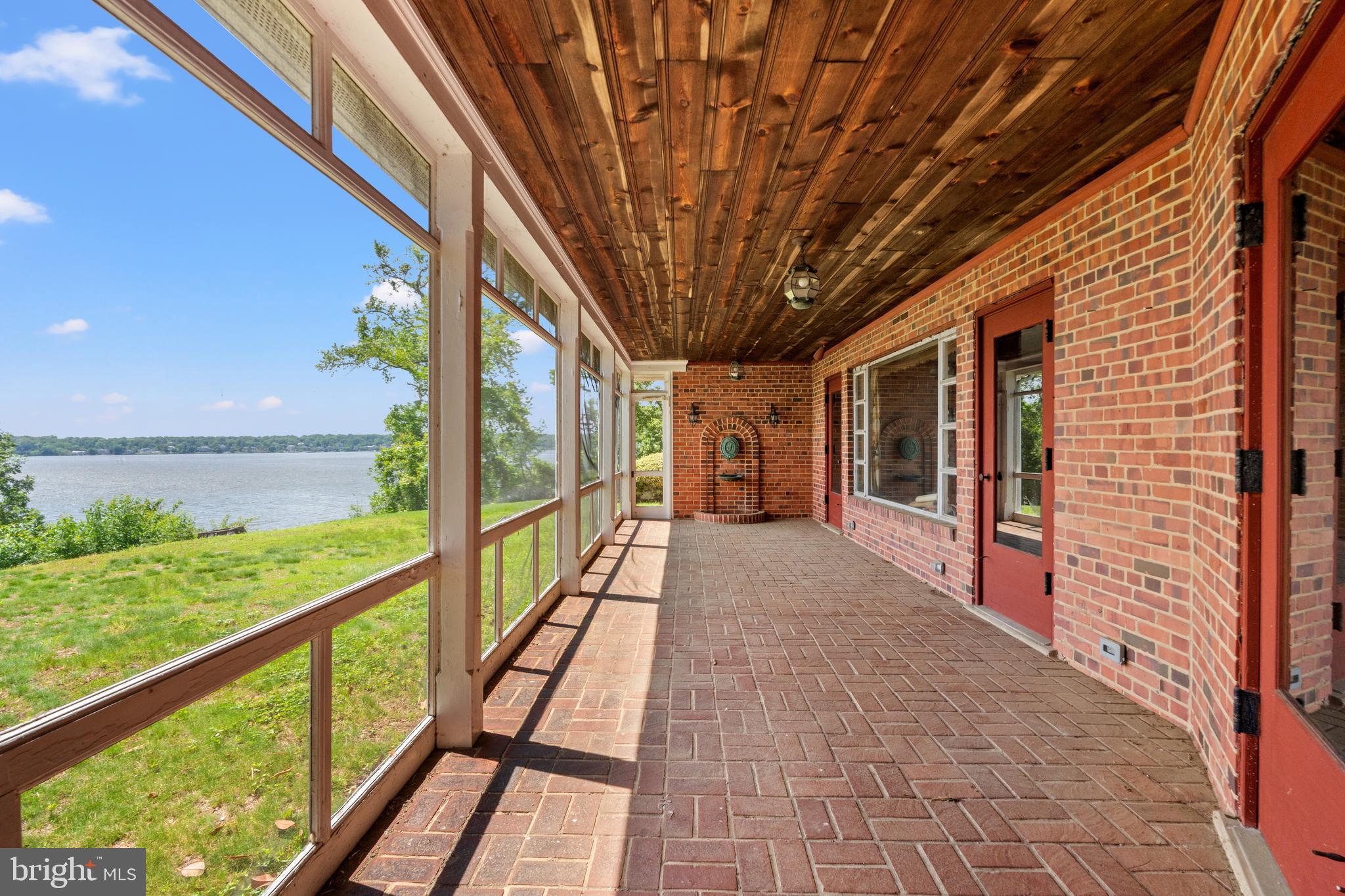 9901 Indian Queen Point Road Fort Washington, MD 20744 - Photo 21 of 68 Screened in porch