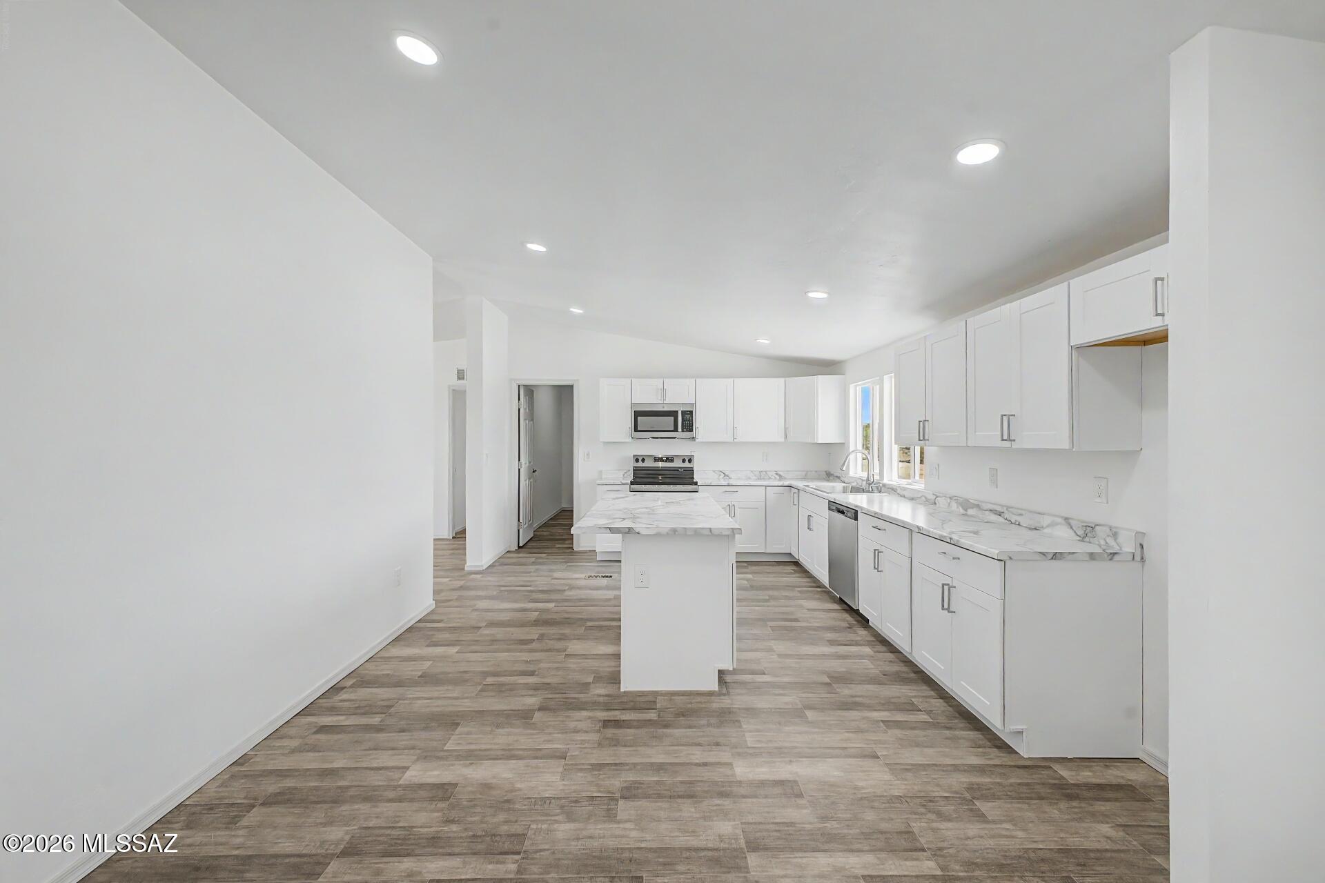 8250 South Marstellar Road Tucson, AZ 85736 - Photo 20 of 41
