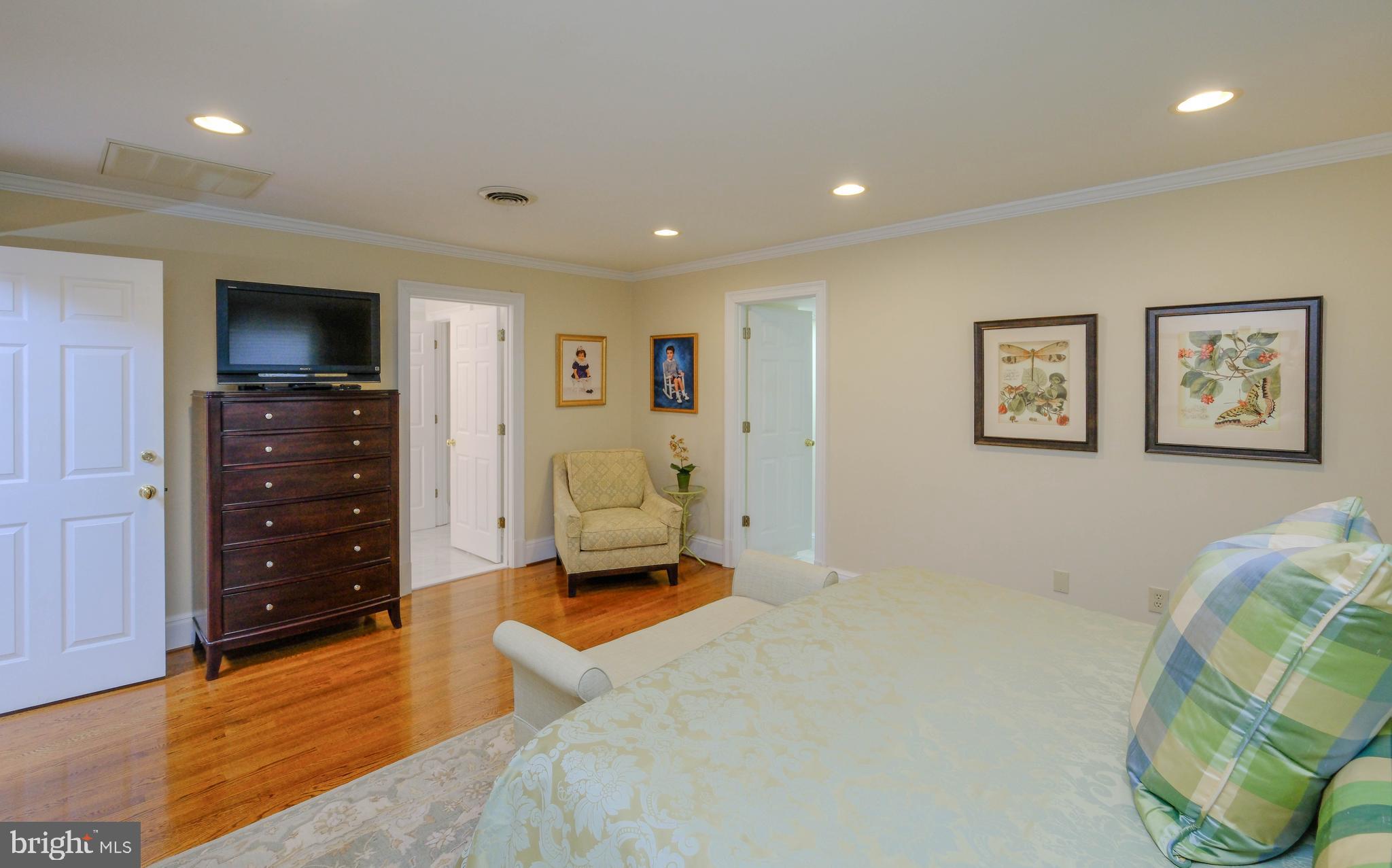 300 Locust Dale Road Front Royal, VA 22630 - Photo 49 of 99 Spacious owner's suite.