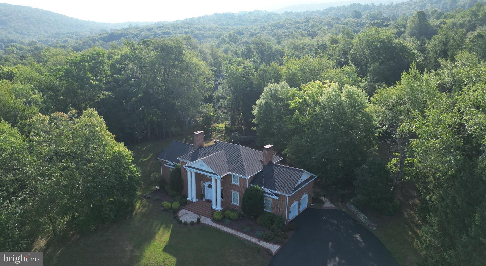 300 Locust Dale Road Front Royal, VA 22630 - Photo 5 of 99 Notice ample room for parking for entertaining.