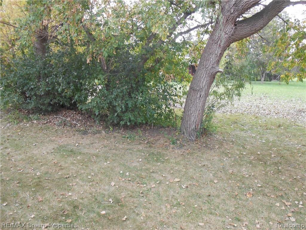 3684 Riverside Drive Canton, MI 48188 - Photo 28 of 33 DSCN3062.JPG