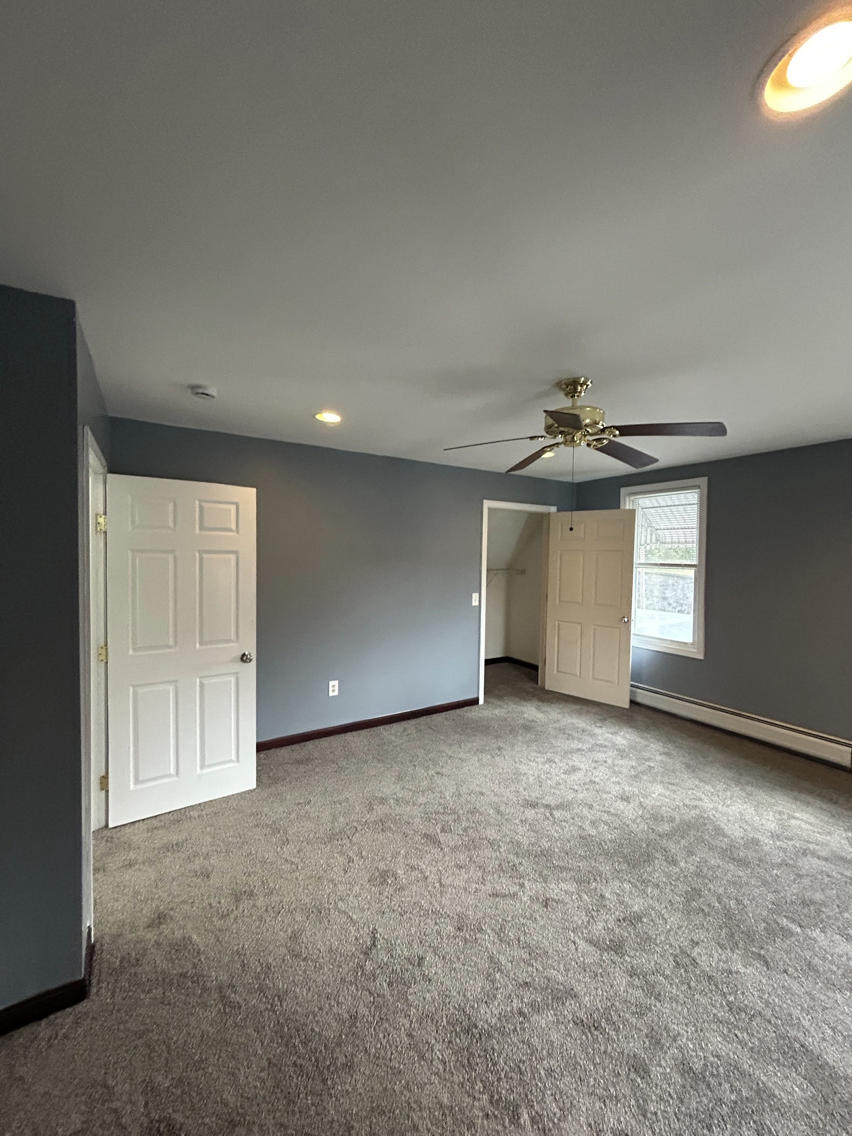 126 Boswell Avenue, Unit 2 Norwich, CT 06360 - Photo 23 of 27 a view of an empty room