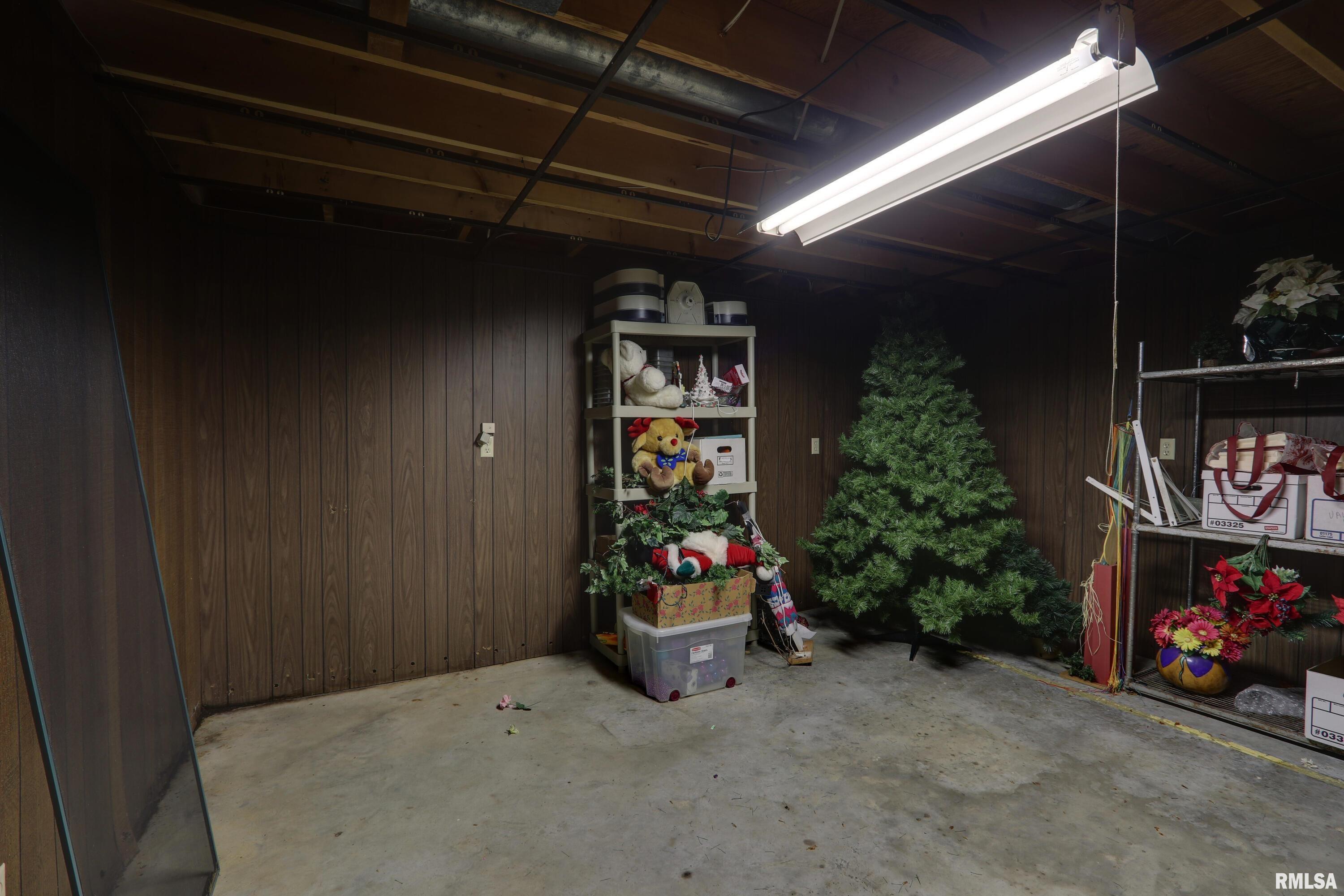 2424 Rocky Run Road Quincy, IL 62305 - Photo 20 of 26 Gallery Image 20