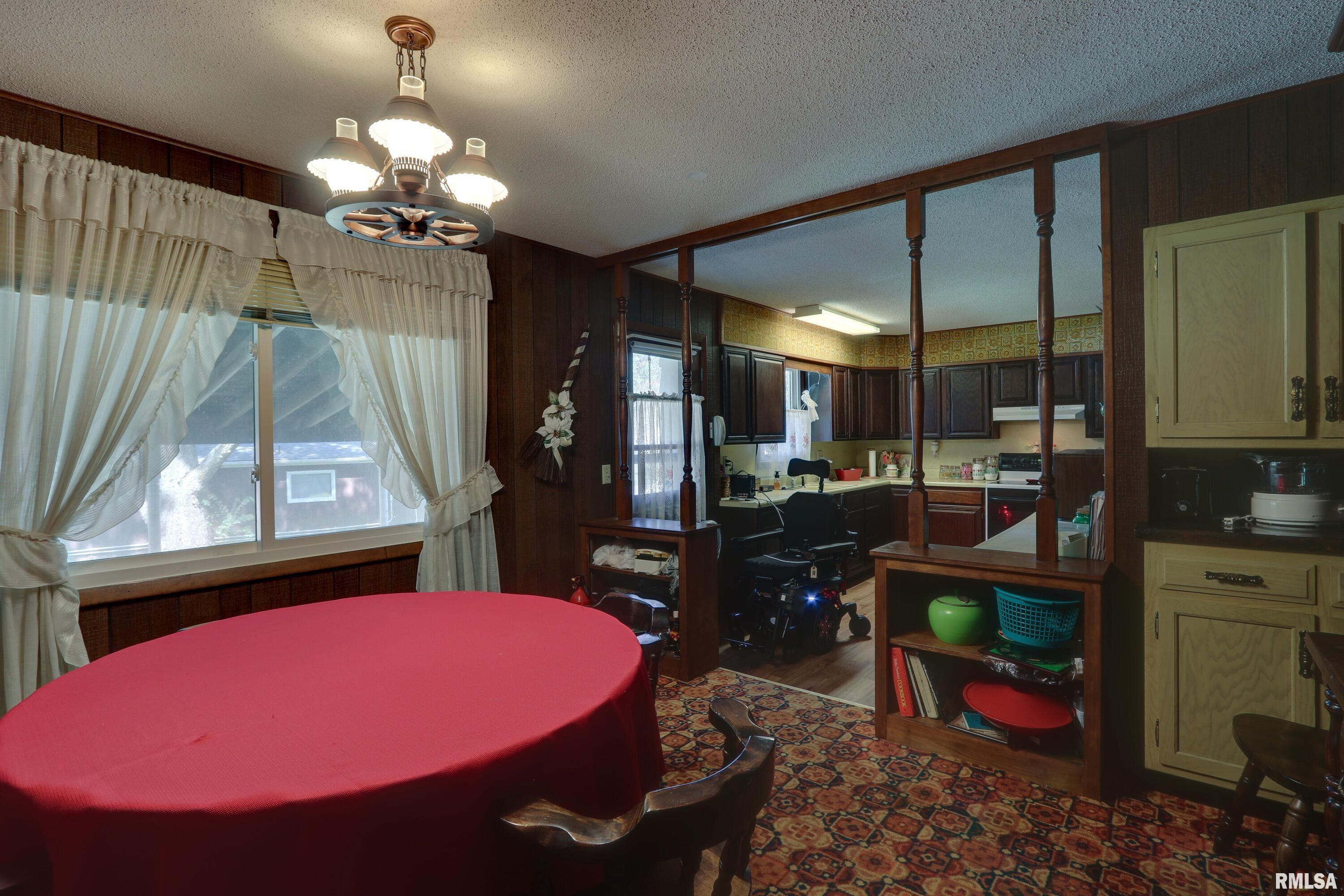 2424 Rocky Run Road Quincy, IL 62305 - Photo 7 of 26 Gallery Image 7