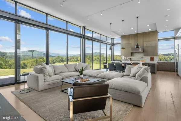 $2,120,000 | 90 Liberty Springs Lane, Amissville, VA 20106