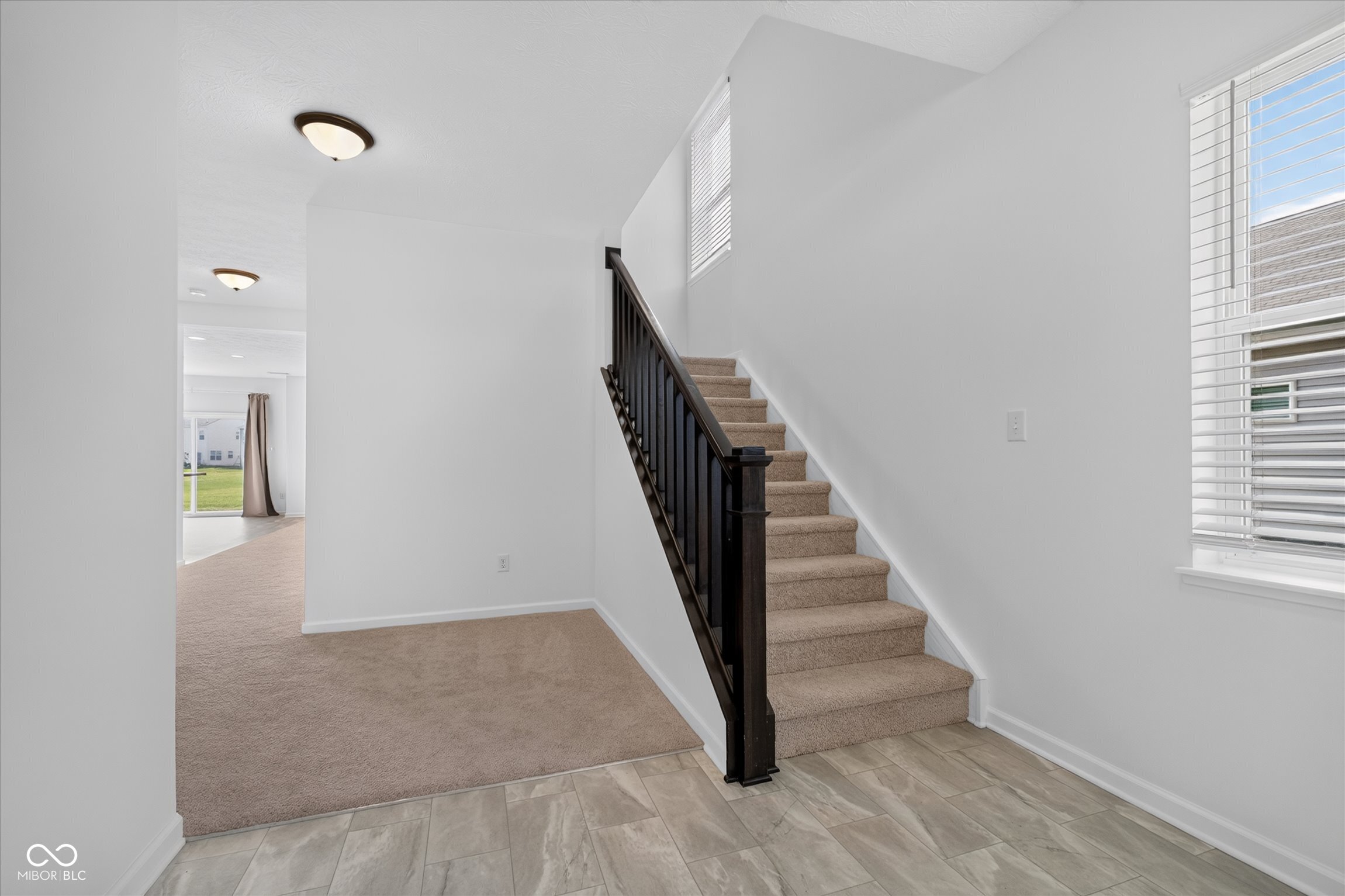 5115 Triple Crown Way Indianapolis, IN 46237 - Photo 4 of 58