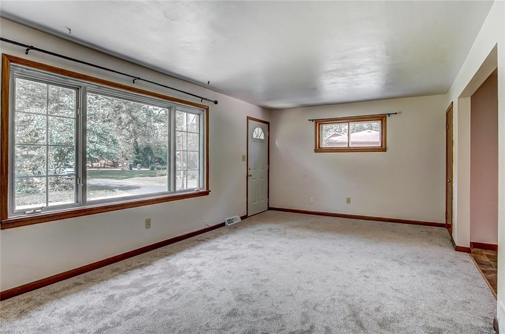 419 Aullwood Road Dayton, OH 45414 - Photo 6 of 40