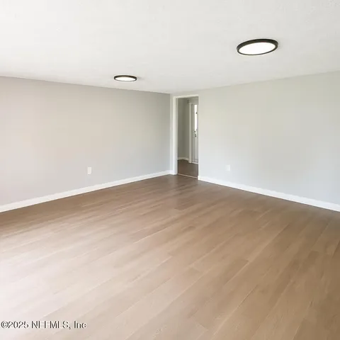 $355,000 | 1109 Lake Shore Boulevard, Jacksonville, FL 32205